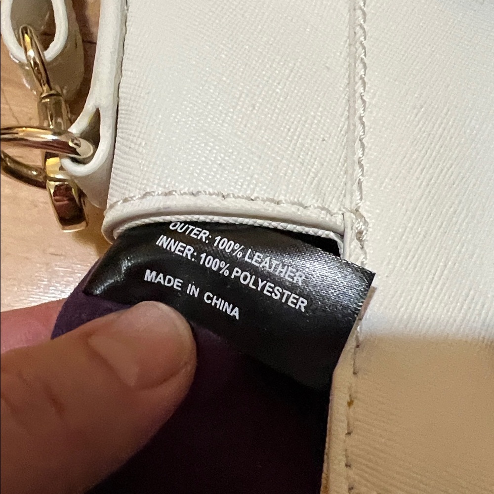 Chic Jack French London Crossbody Bag with Gold Accents - Picture 14 of 17